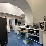 Volare, Apartamento Capri